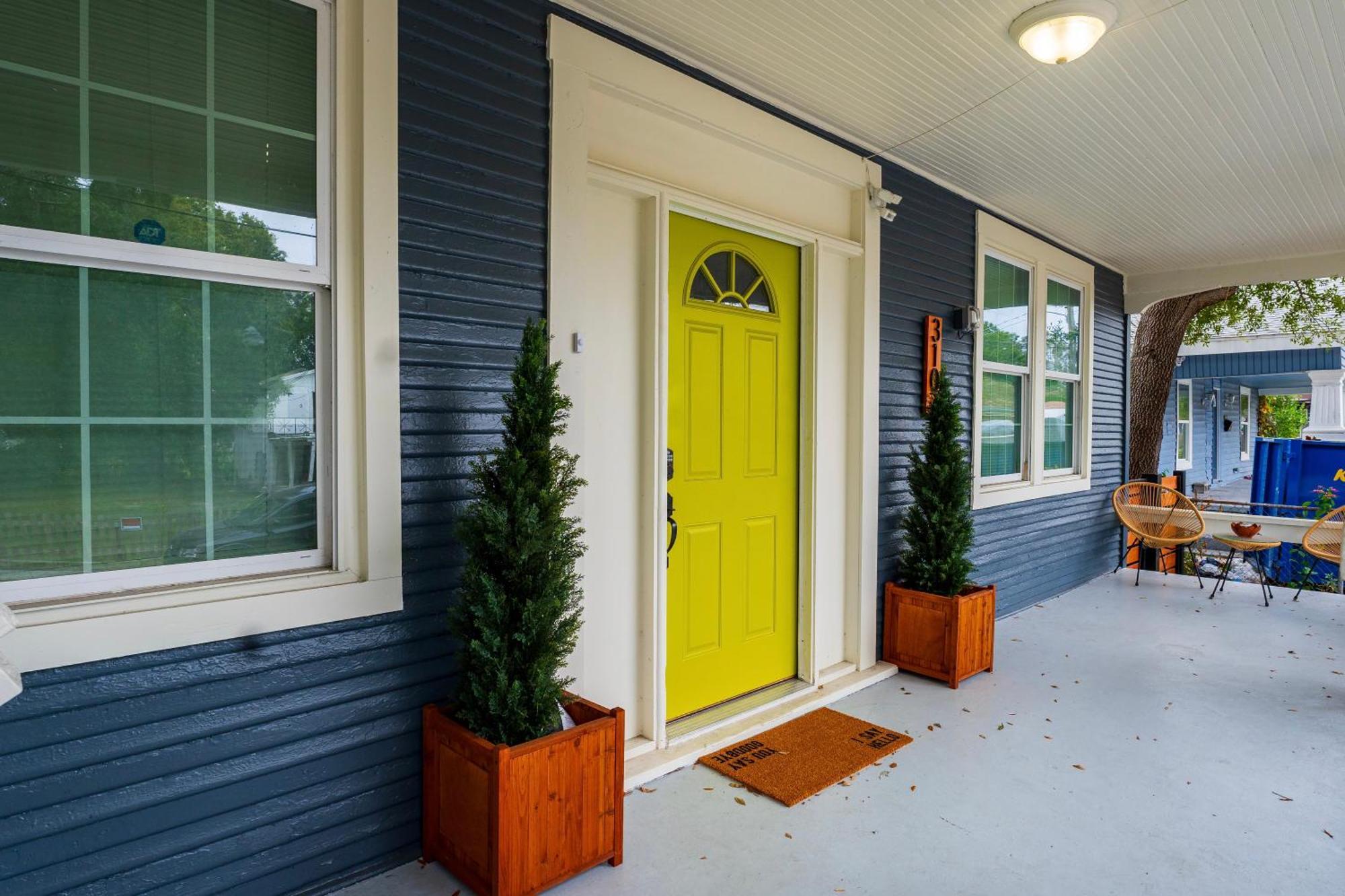 The Green Door In Ybor Tampa Exterior foto